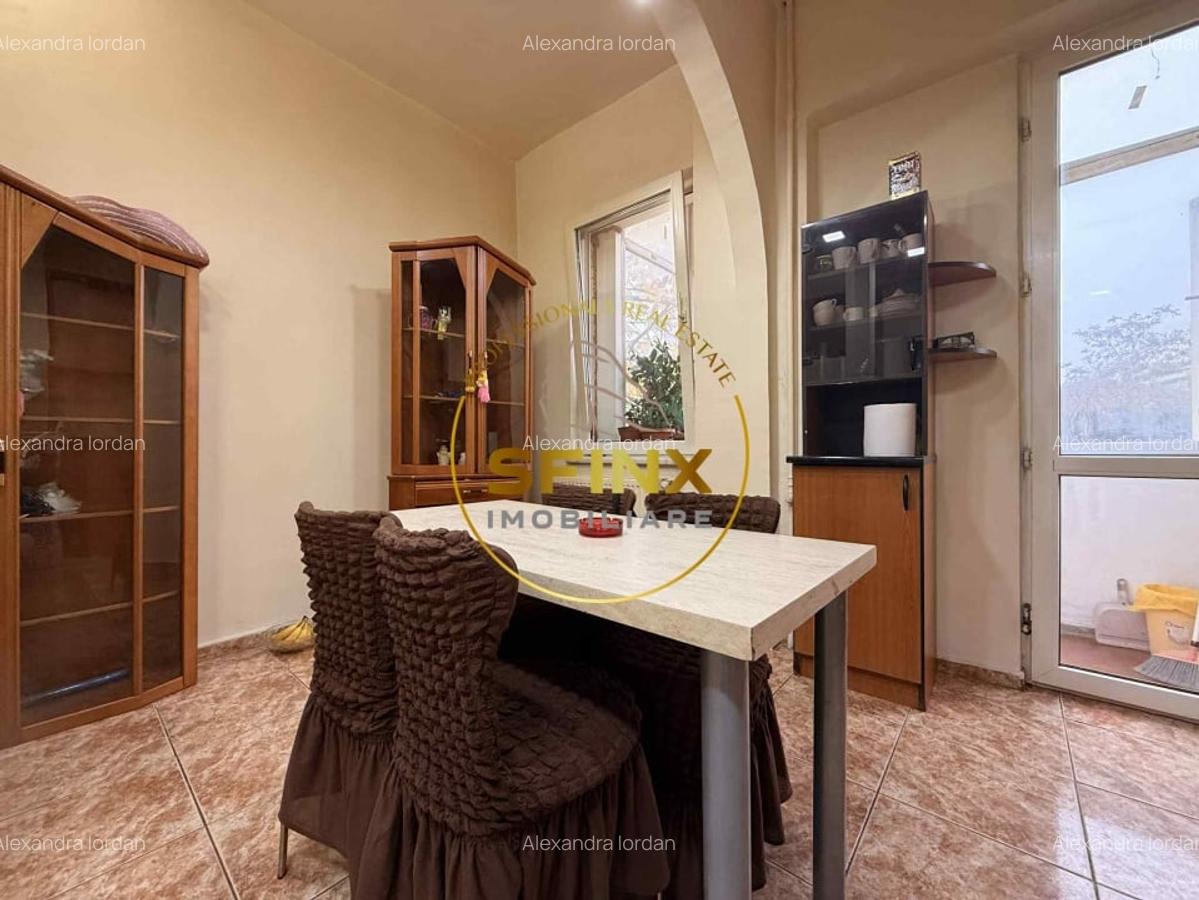 4 camere, 111 mp, Victoriei, centrala proprie, etaj 2/7 - 14