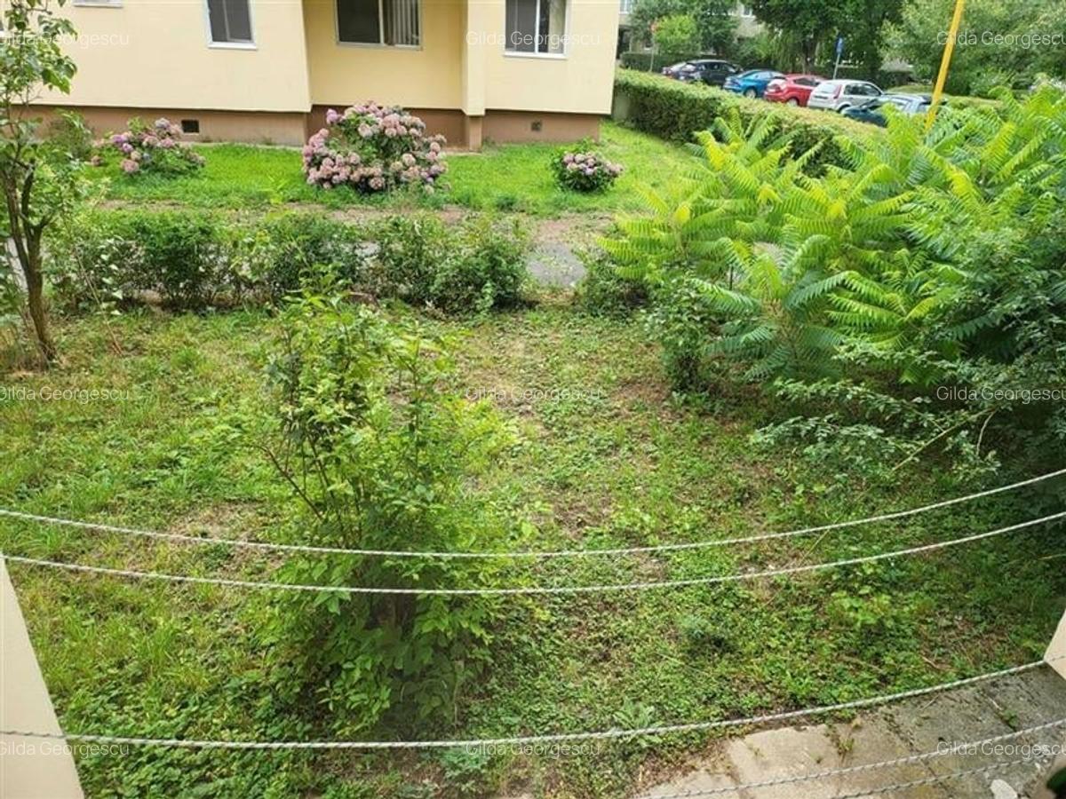 Apartament cu 3 camere semidecomandat în Centrul Civic - 17