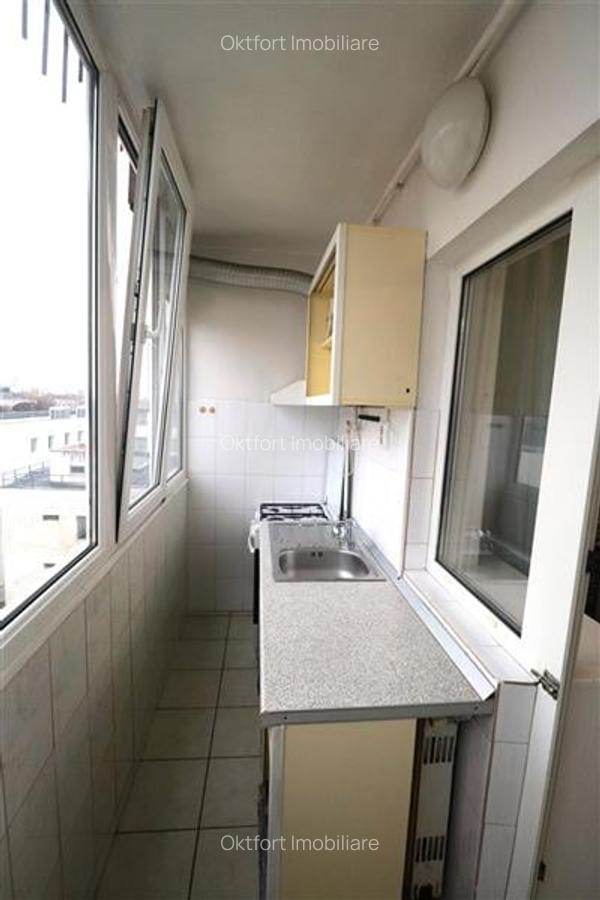 Apartament 3 camere , zona Torontalului - 8