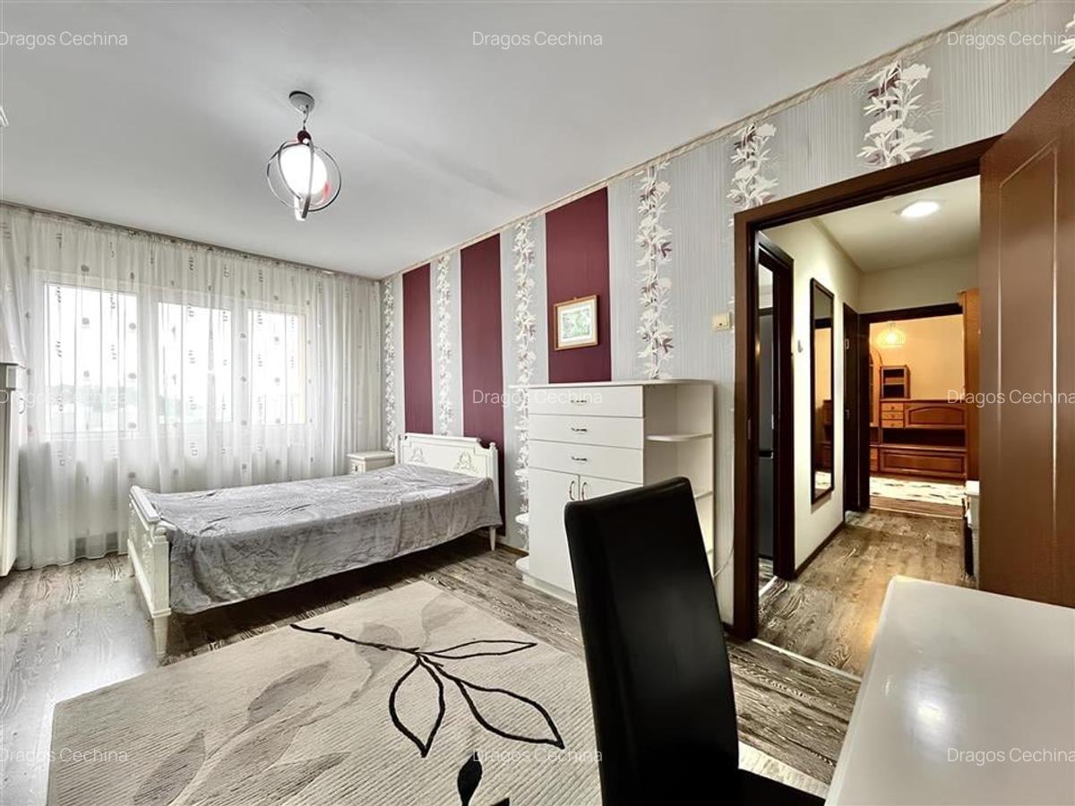 Apartament Decomandat cu 2 Camere in Astra de Inchiriat - 1