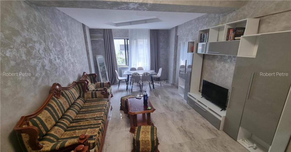 3 camere 107mp Piata Unirii - 1