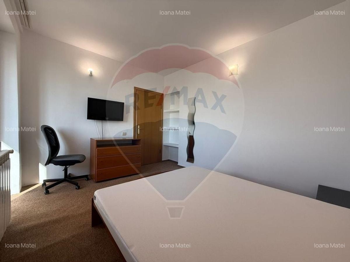 Apartament cu 3 camere semidecomandat în Grivița - 10