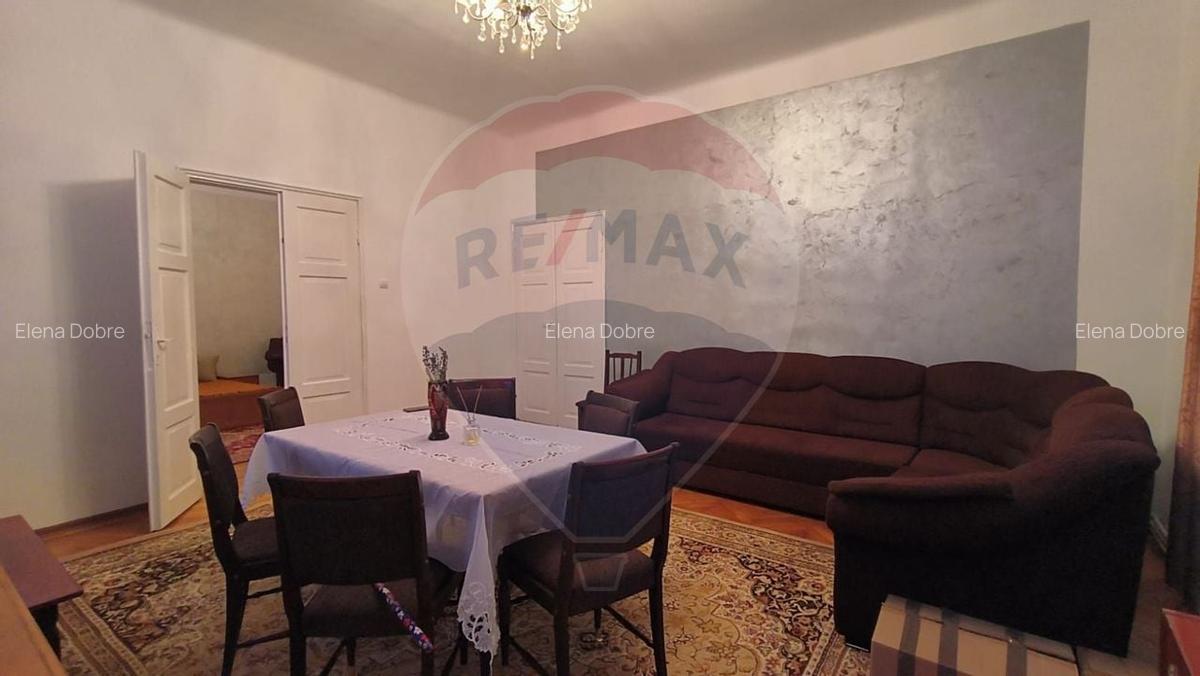 Casa cu 3 camere de vanzare in zona Centrala - 5