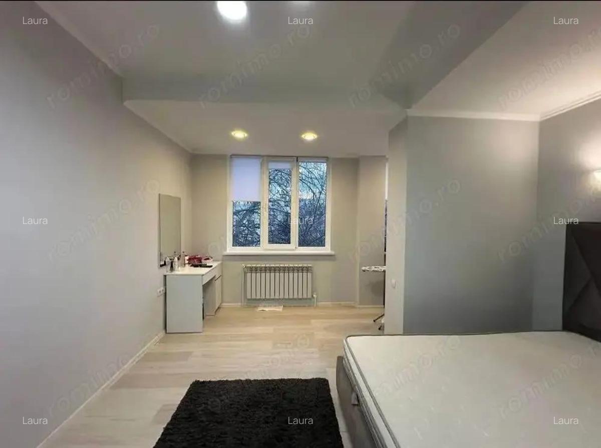 Se ofera spre vanzare apartament de 2 camere in zona Alexandru Obregia - 2
