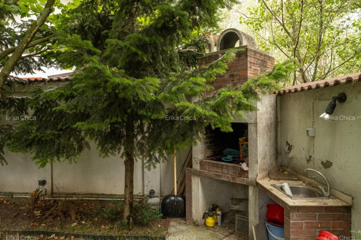 Vila cu piscina - Drumul Taberei - Prelungirea Ghencea - str Maracineni - 21