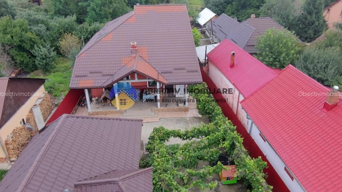 Casa de vanzare cu peisaj deosebit - Savinesti, jud. Neamt - 1