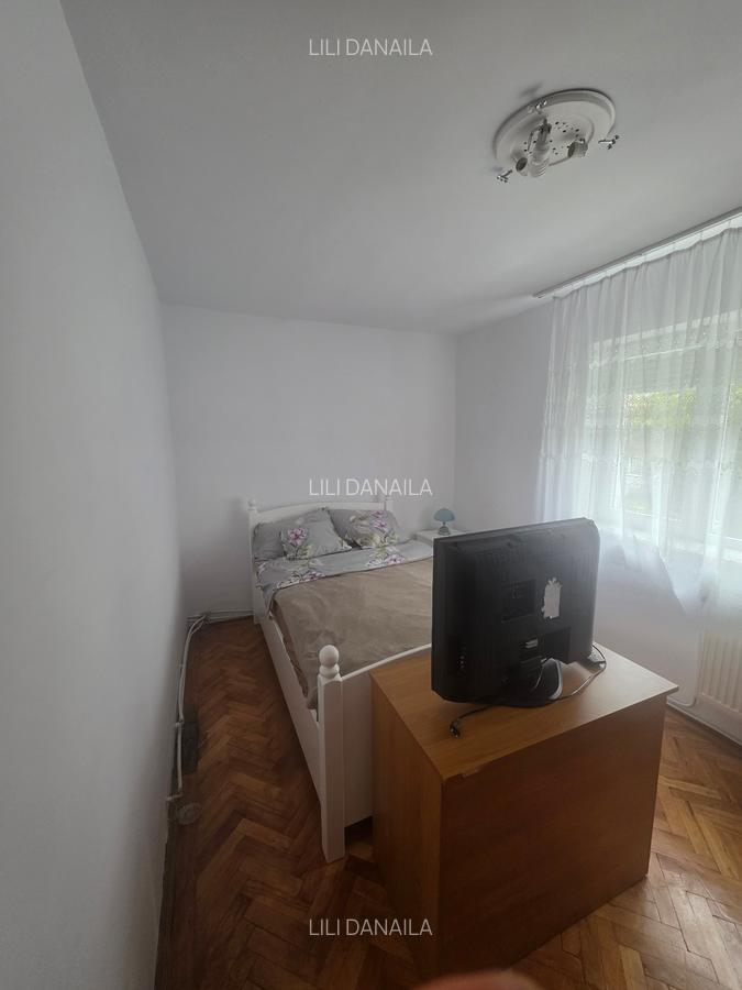 Inchiriez apartament 2 camere - 4