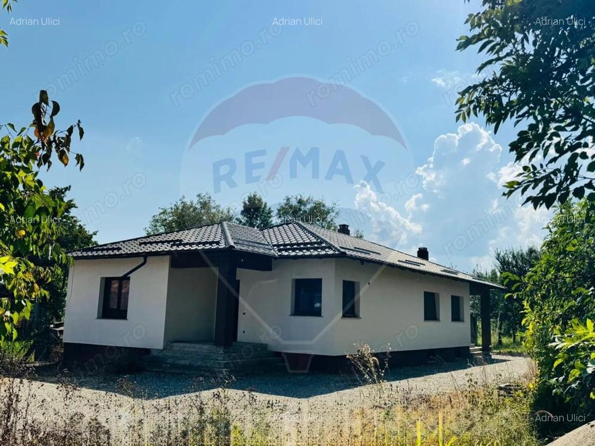 Casa / Vila cu 4 camere de vanzare - 7