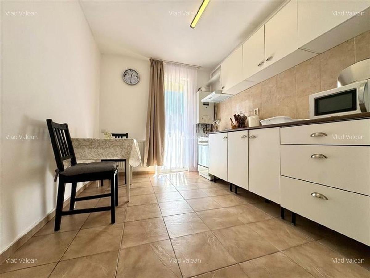 Apartament 2 camere, Decomandate, Parcare, Strada Porii - 1