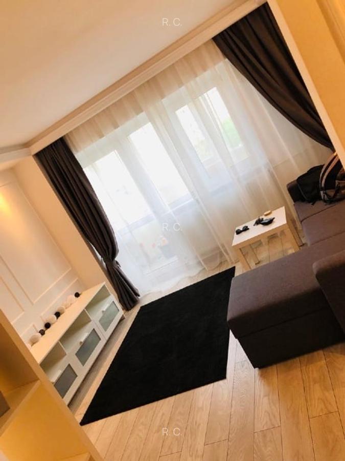 Garsonieră decomandată în Tei - 8