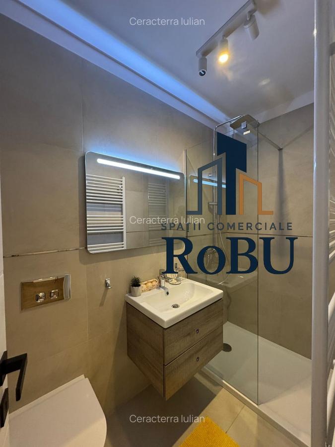 Apartament cu potential turistic Centrul Istoric # Spatii comerciale RoBU - 2