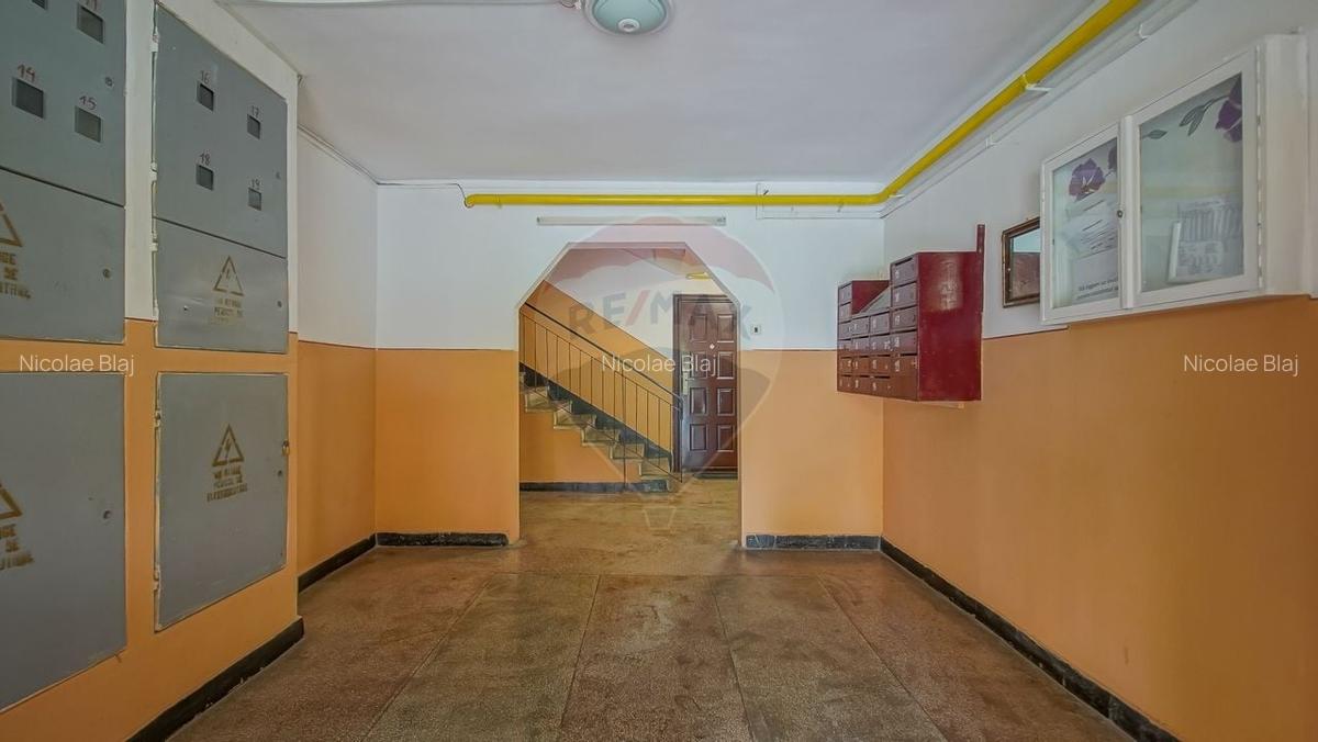 Spatiu de birouri de 65 mp Racadau - 16