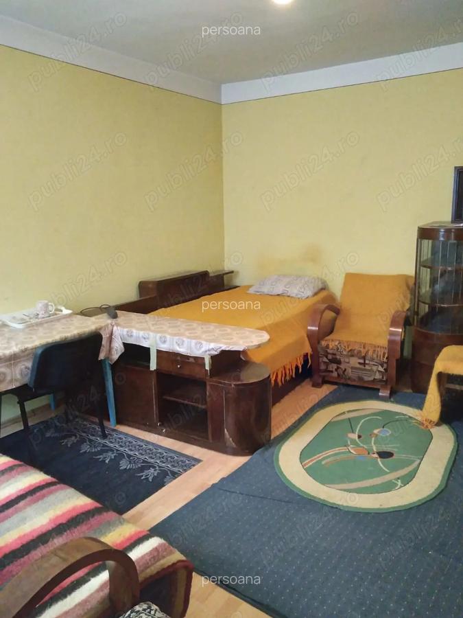 Dau in chirie o camera - 1