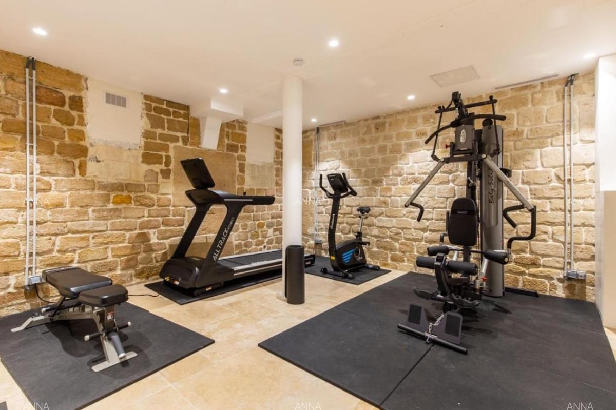 Universitate Coltea, spatiu renovat pentru un studio foto , sala gym ...... - 10