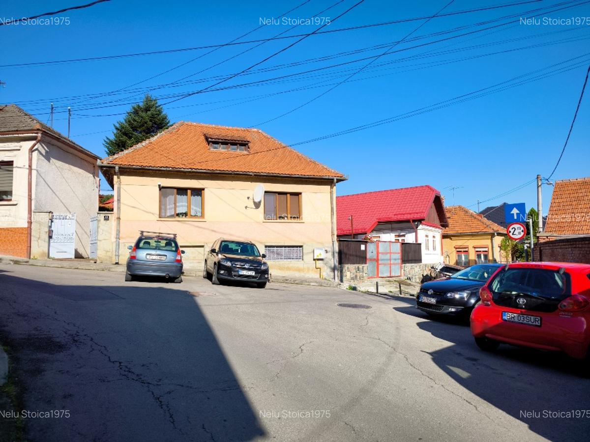 Corp de casa -Piata Unirii - 1