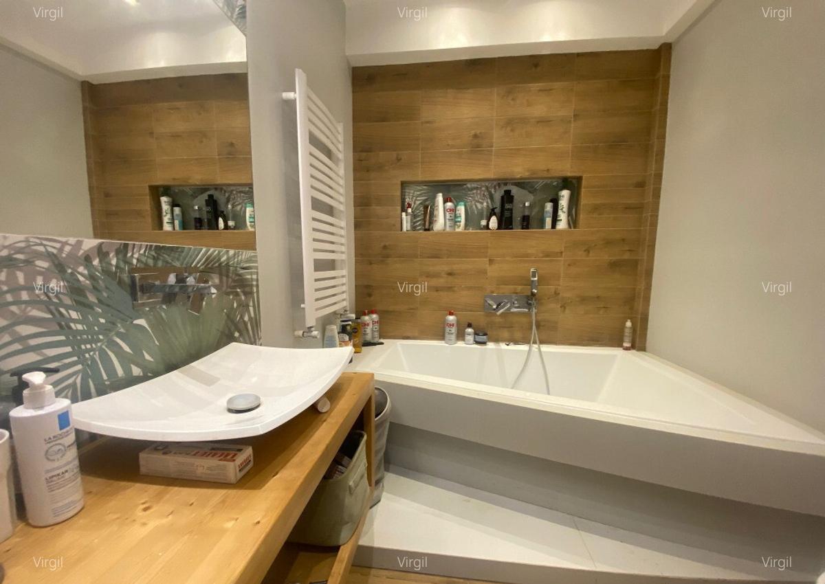 Apartament spatios 3 camere / Palazu Mare - 7