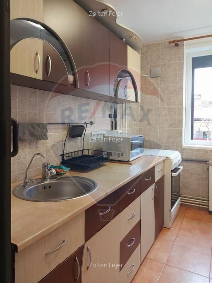 Apartament cu 3 camere de inchiriat in zona Brasovul Vechi - 6