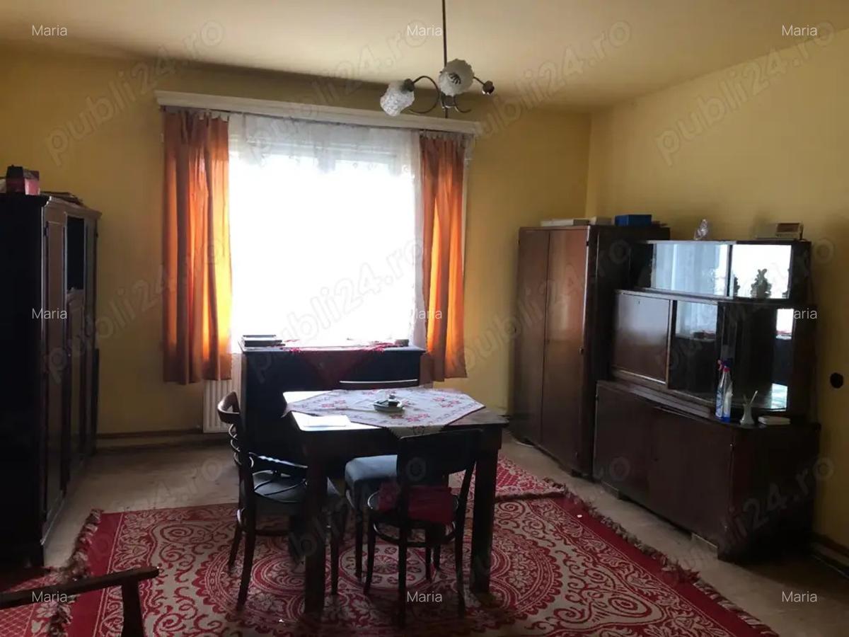 Teren si casa de vanzare - 1969mp - 3