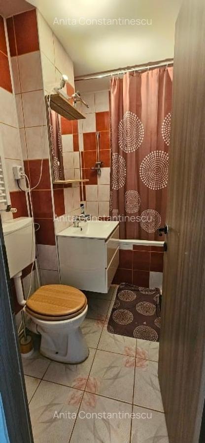 De vanzare apartament cu 3 camere 2 bai intrare Racadau - 11