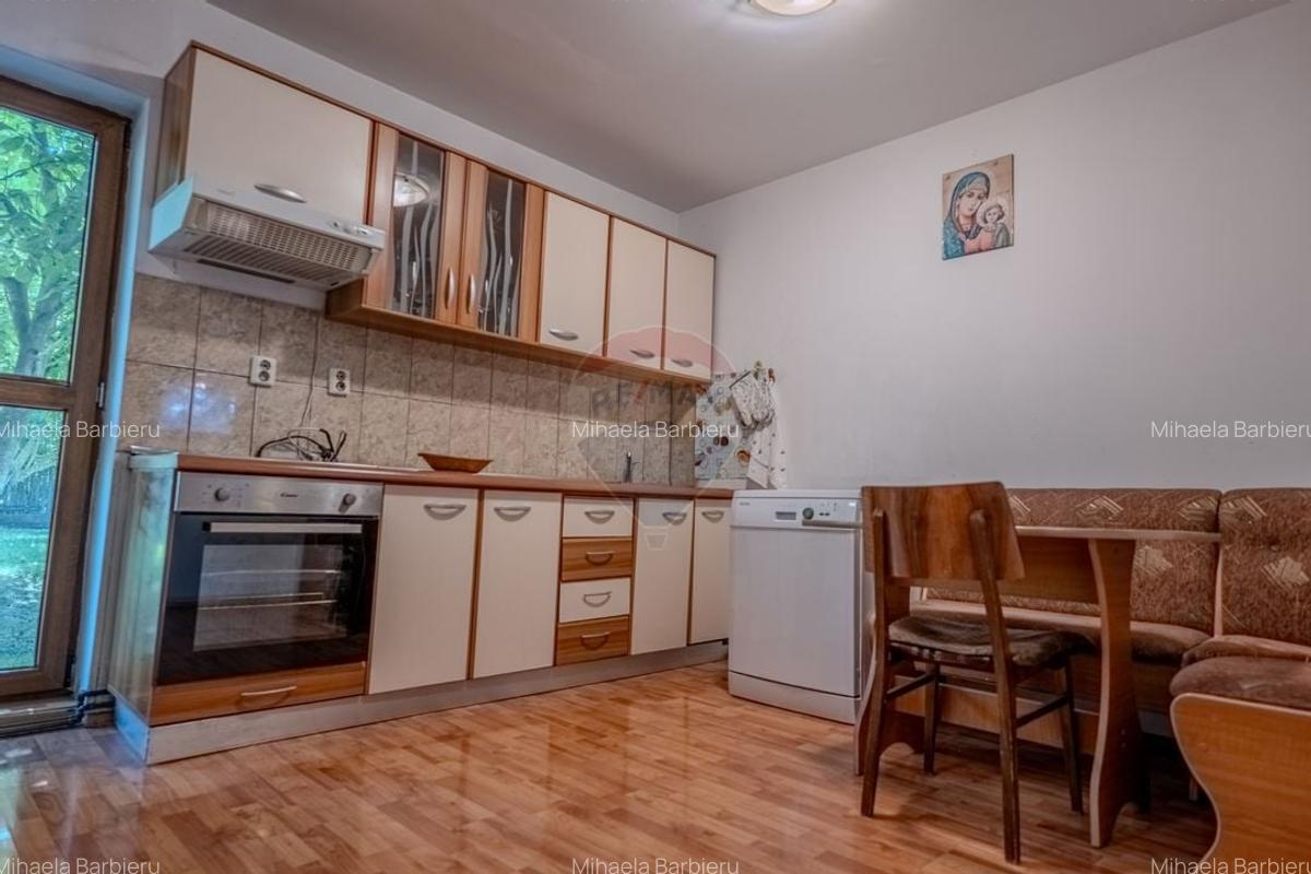 De vanzare Vila  in Mogosoaia - 550 mp teren - 8