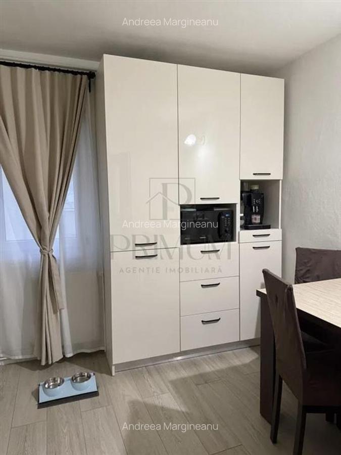 DAMBOVITA - 2 Camere - Etaj intermediar - Centrala proprie - 4