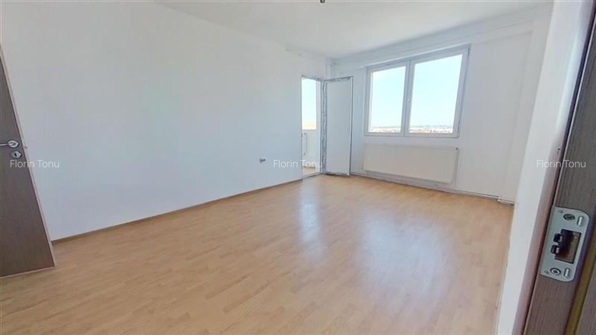 Apartament cu 3 camere semidecomandat în Vlahuță - 10
