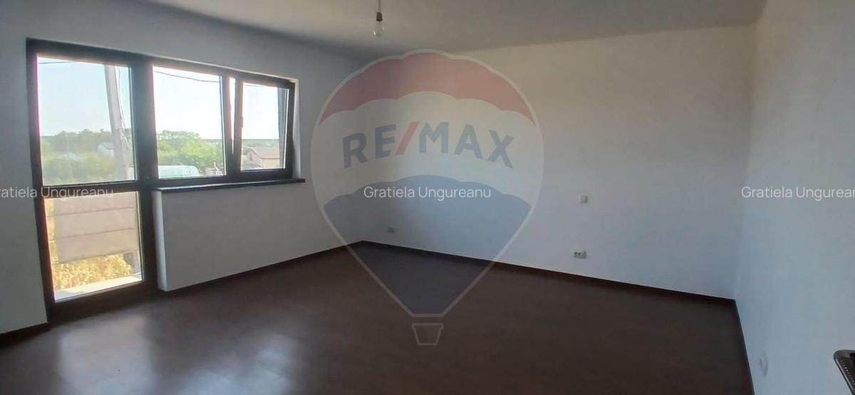 Casa individuala de vanzare cu 5 camere in Corbeanca - 1