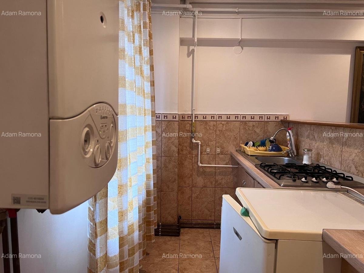 Apartament 2 camere, etaj 1 Bulevardul Decebal - 7