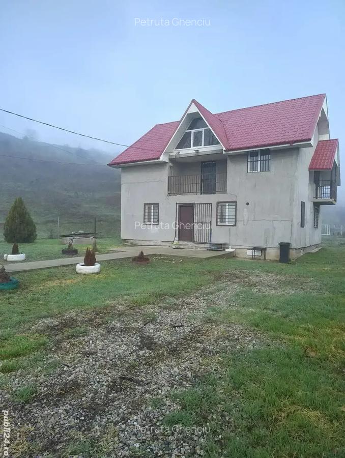 Vand casa la tara. - 4