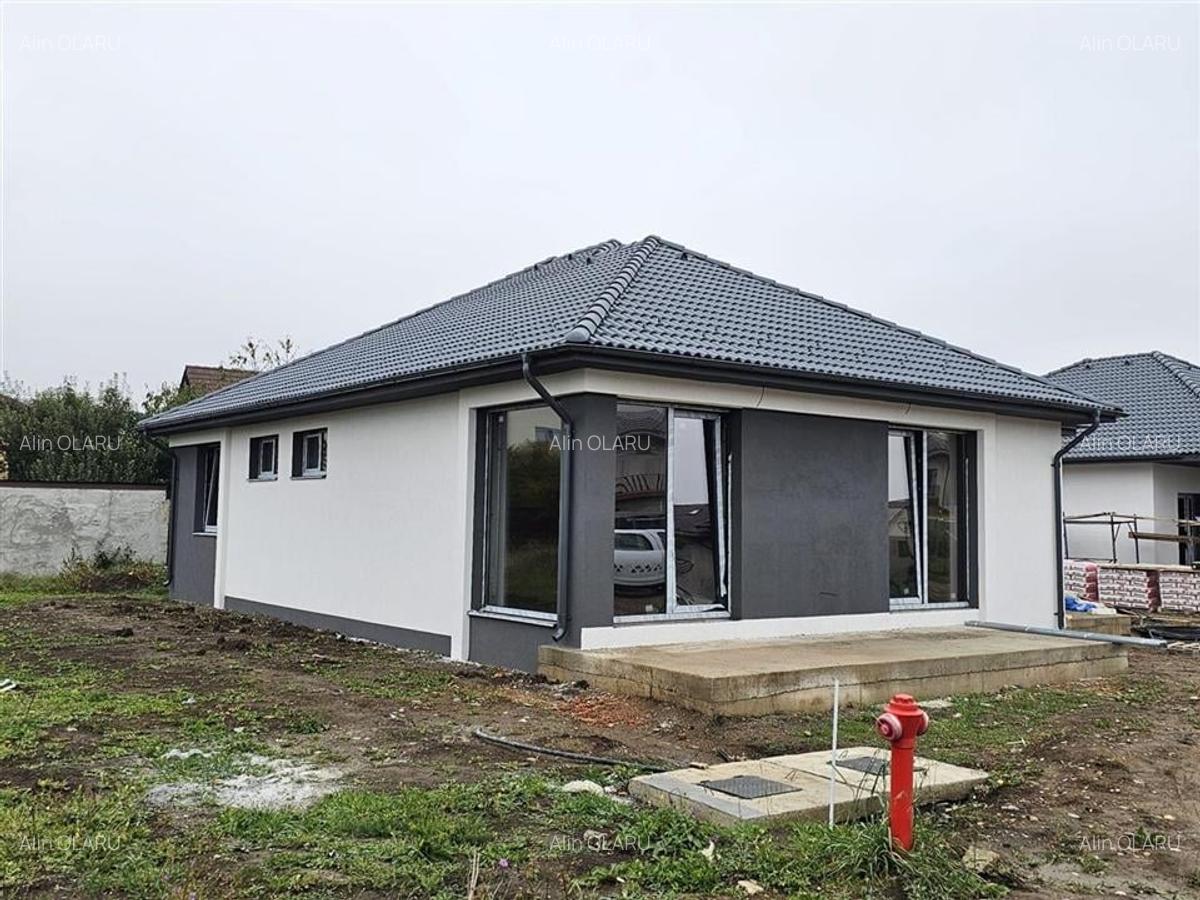Casa noua individuala pe parter in Sanpetru, 190.000 euro.COMISION 0% - 4
