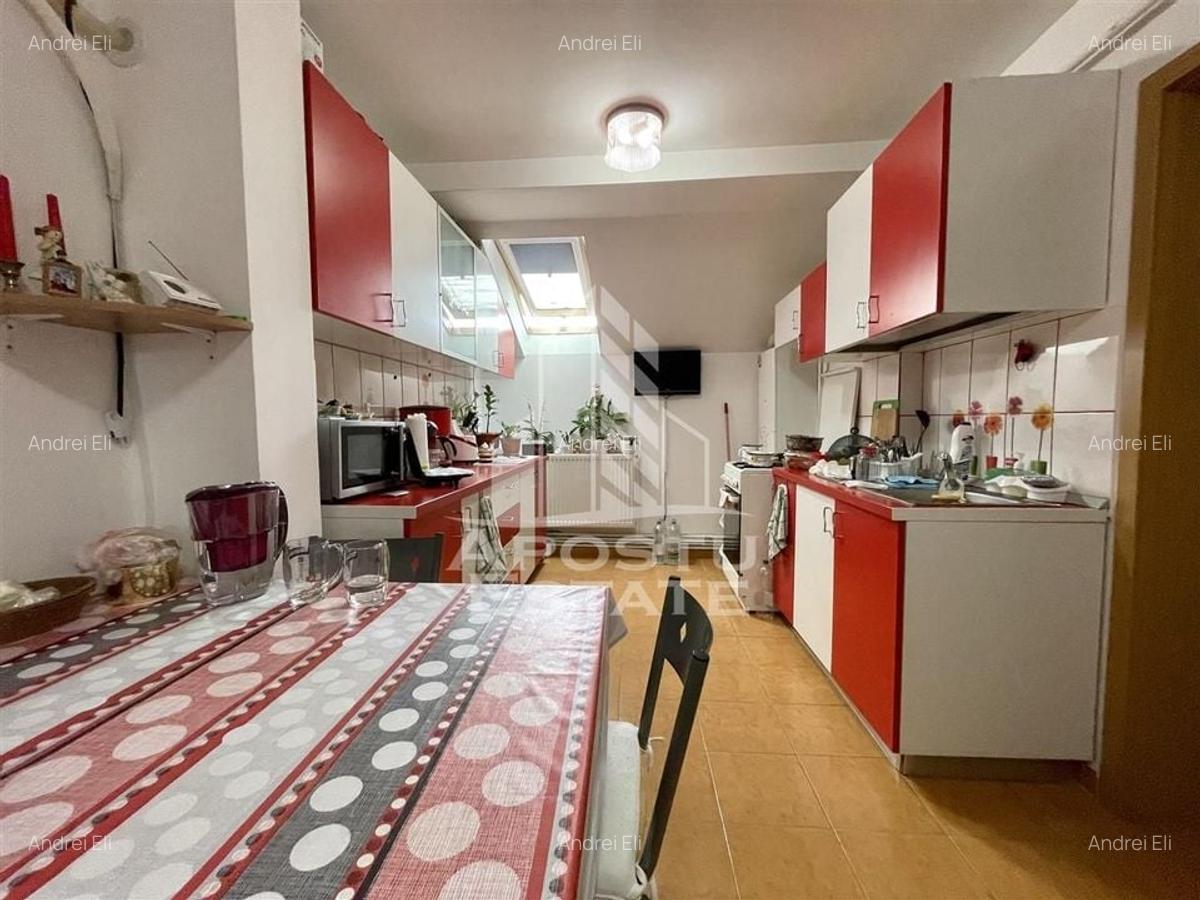 Apartament cu 2 camere decomandat în Girocului - 3