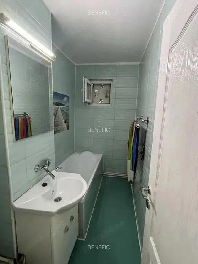 Inchiriere apartament 3 camere-zona Vest-Podul inalt - 3