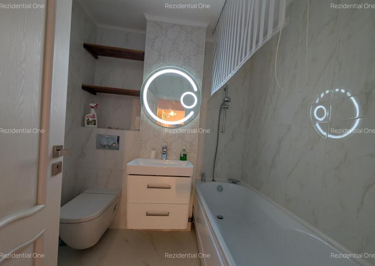 Renovat, 2 camere decomandate - 64 mp , etaj intermediar, No - 3