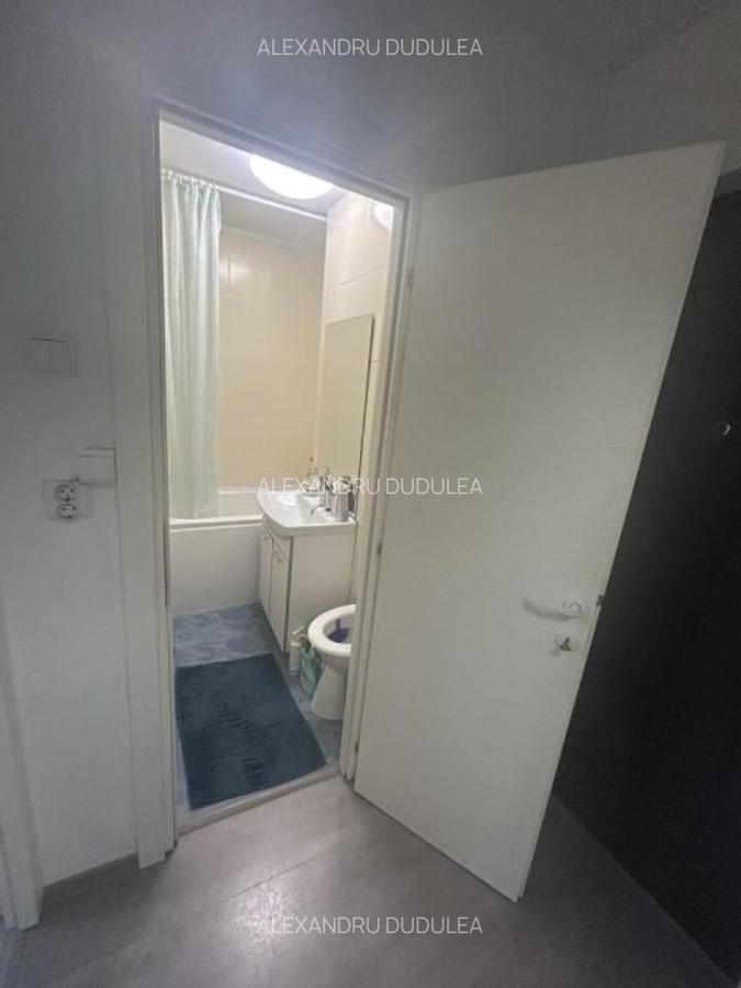 90000 euro -2 camera -Lujerului -Centrala proprie- bloc reabilitat - 3