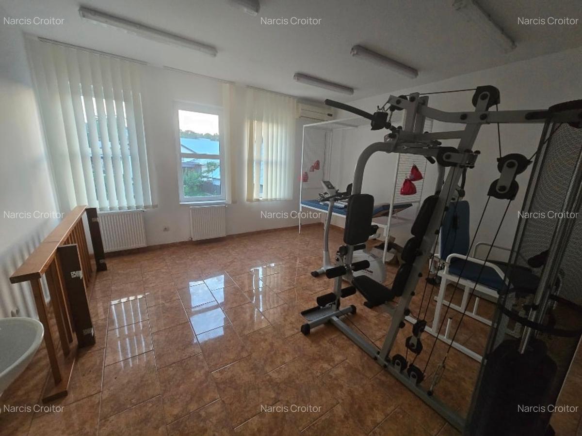 Spatiu comercial - 9