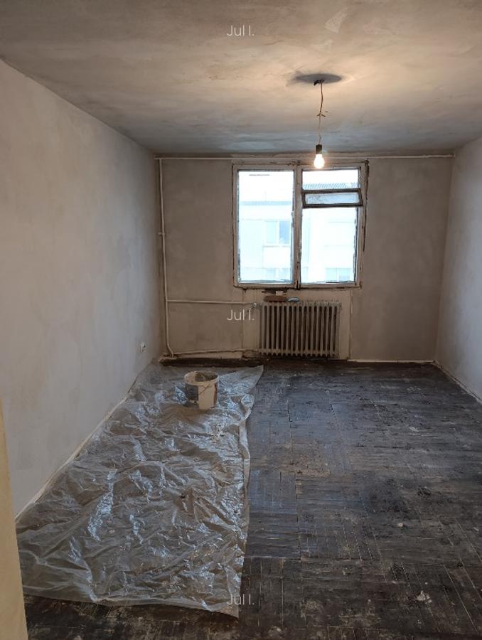 Vând garsonieră Piatra Neamț - 1