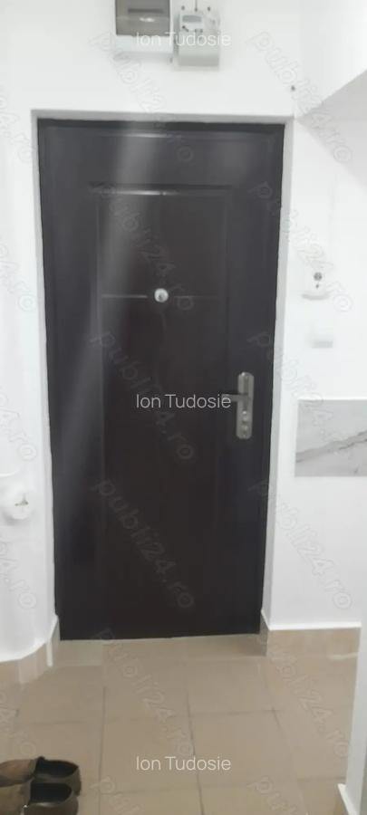 Vand apartament cu doua camere la parter - 3