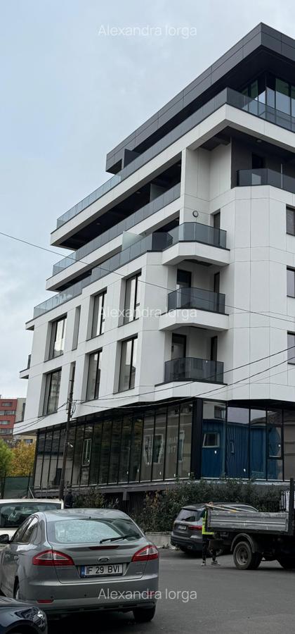 SPATIU COMERCIAL PRETABIL CLINICA/SHOWROOM/BIROU - 1