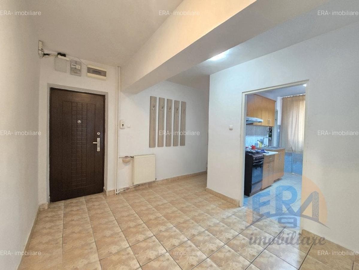 Apartament cu 3 camere decomandat, mobilat în Decebal - 4