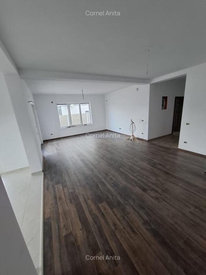Casa individuala cu garaj,  finisaje premium si teren generos - 8