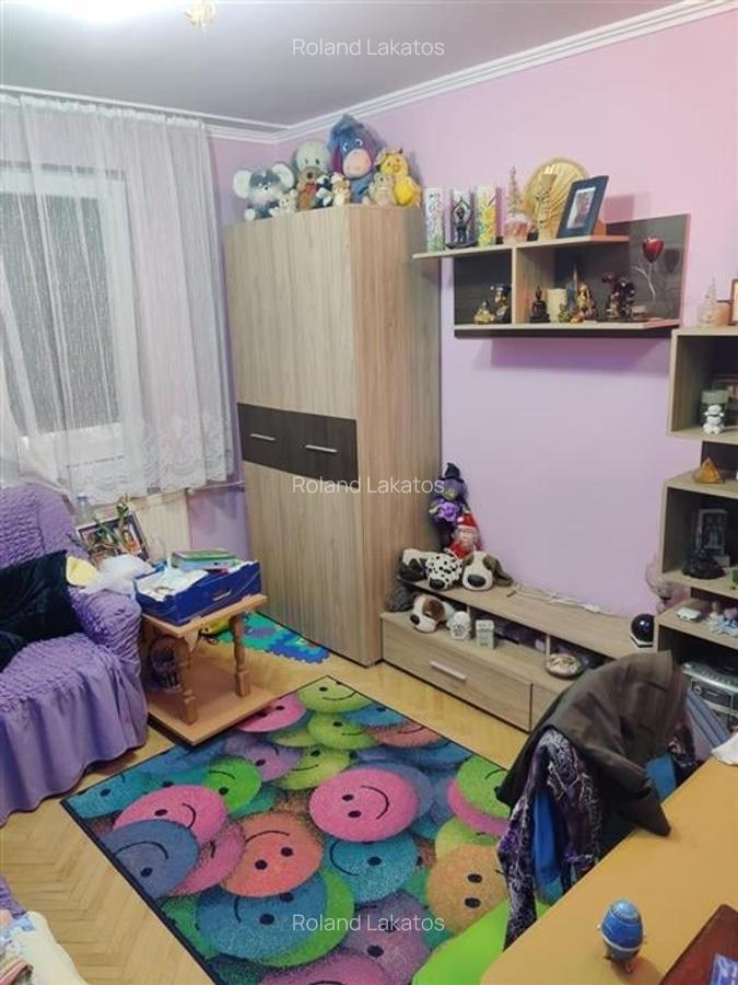 Apartament cu 3 camere decomandat în Rogerius - 5