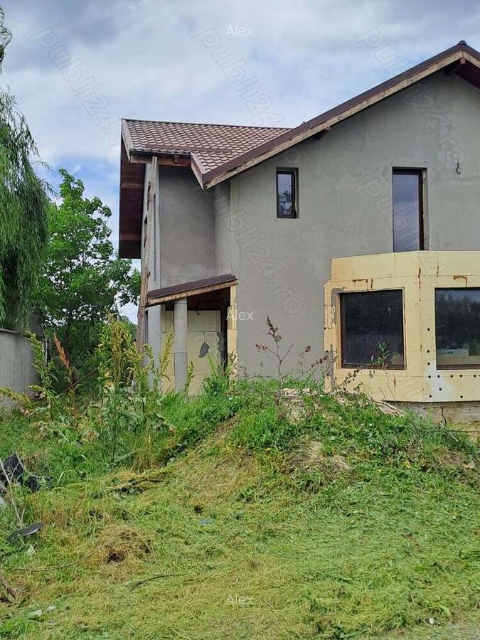 Casa de vanzare com.clinceni ilfov - 1