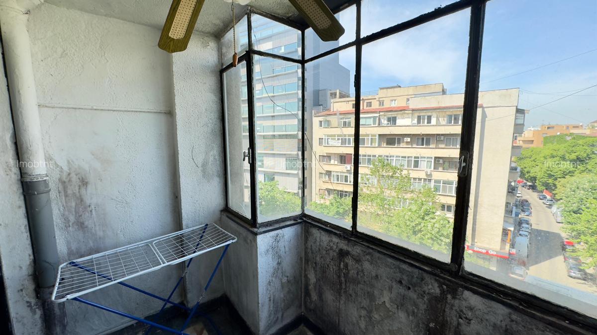 Apartament 4 camere Batistei, strada Vasile Lascar - 32