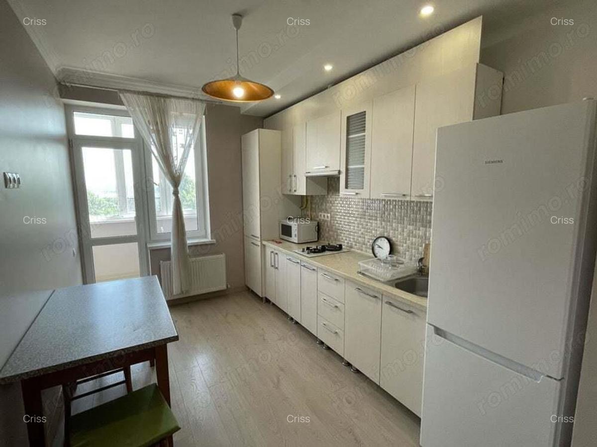 Apartament de vanzare zona 13 septembrie - 2