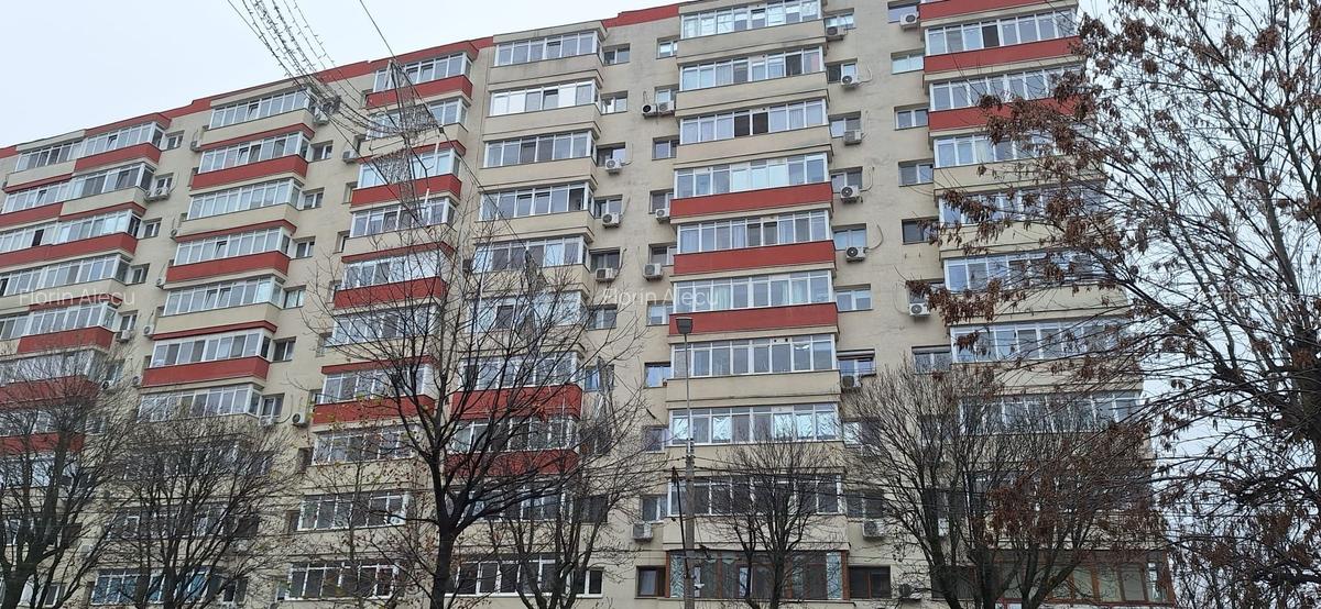 Bd Alexandru Obregia - vanzare apartament 4 camere - 11