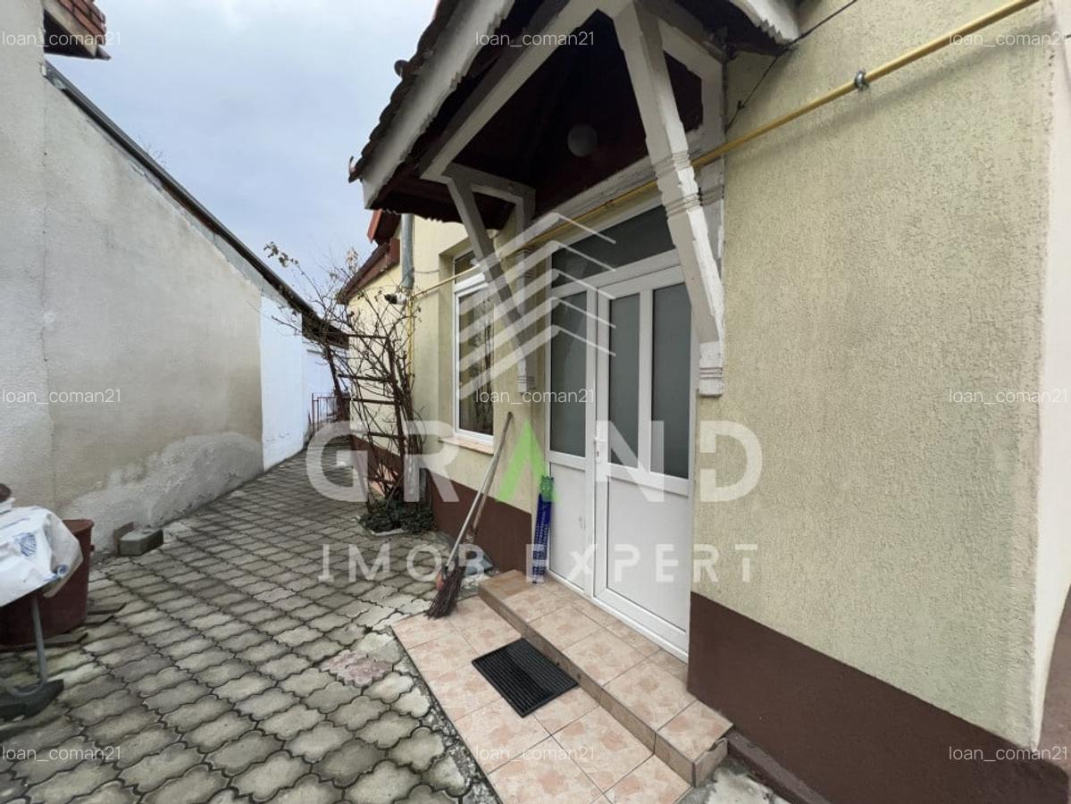 Casa 2 camere+Garaj+Curte 500 mp-Zona Piata Abator/Str. Bucuresti - 17