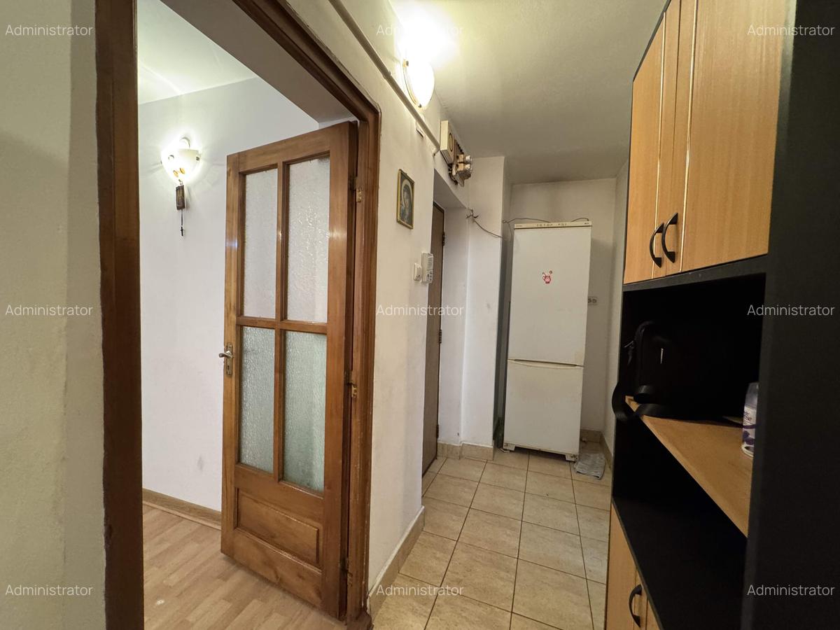 Apartament cu 4 camere semidecomandat în Central - 16