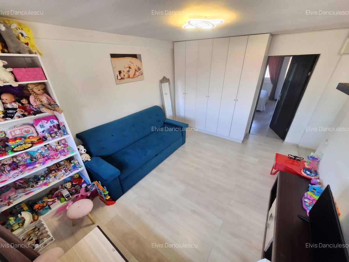 2Cam-Nou-Girocului-3min Spitalul Judetean-AC.-Mobilat-45Mp-67000 Euro-Negociabil - 2