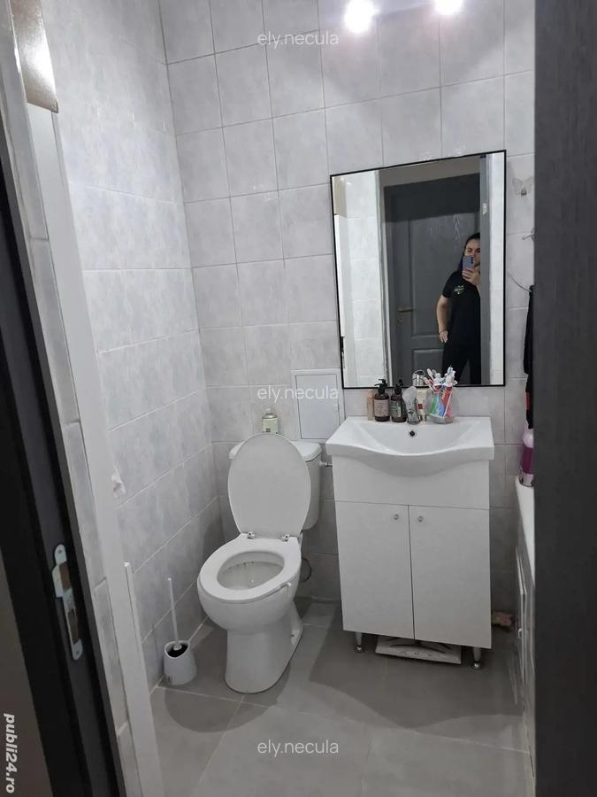 Vand apartament 3camere decomandat - 2