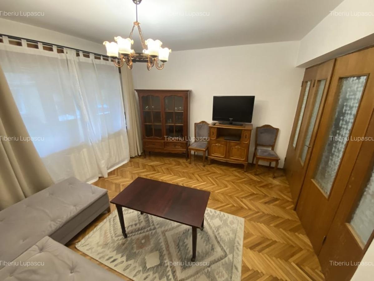 Apartament 3 camere decomandate, central - 5